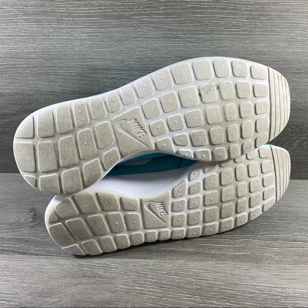 Nike Womens W Roshe One Clear Jade/White-Turquoise 844994-300 Sz 8.5 - Picture 5 of 8